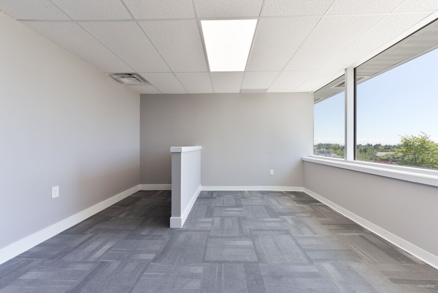 More Photos Of 11957 80 Av, Delta Apartments For Sale