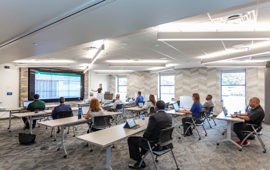 More Photos Of 505 Ellicott St, Buffalo Coworking Space