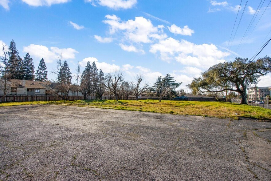 More Photos Of 7210 Greenback Ln, Citrus Heights Land For Sale