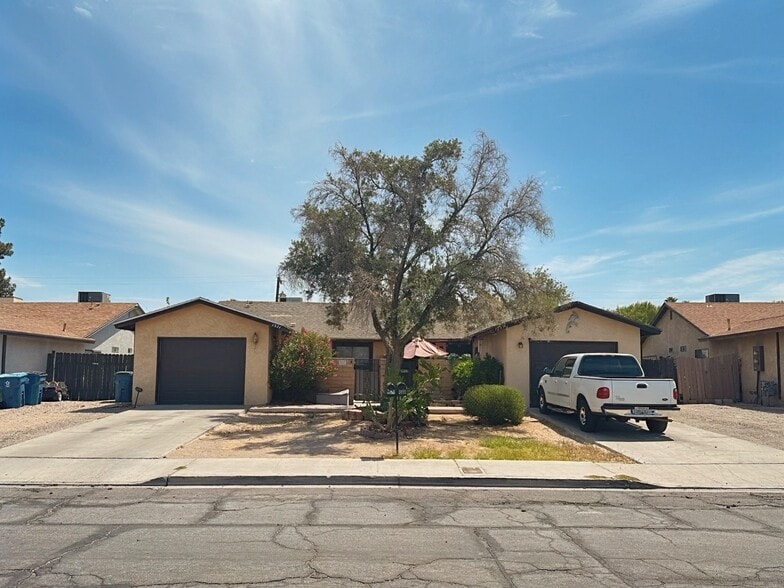 Primary Photo Of 1569 Hialeah Dr, Las Vegas Apartments For Sale