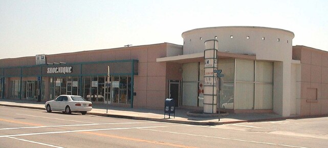 More Photos Of 201-215 S Garfield Ave, Monterey Park Storefront For Lease