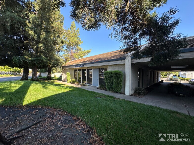 More Photos Of 5959 Greenback Ln, Citrus Heights Medical For Sale