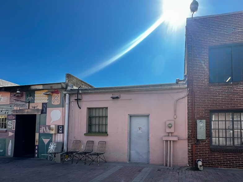 More Photos Of 121 S Kentucky Ave, Lakeland Storefront For Lease