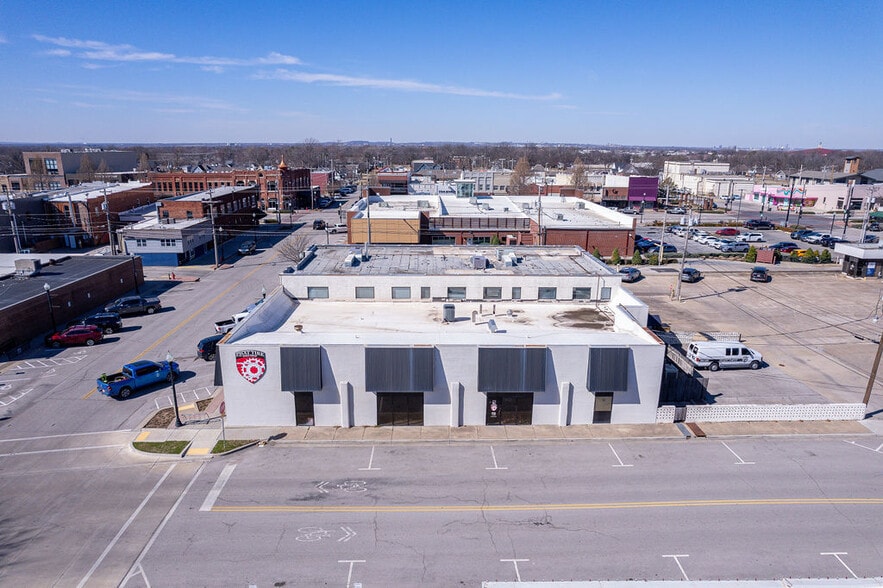 More Photos Of 120 E Commercial St, Broken Arrow Storefront Retail Office For Sale