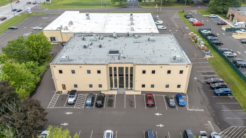 More Photos Of 271 Bethlehem Pike, Colmar Office For Lease