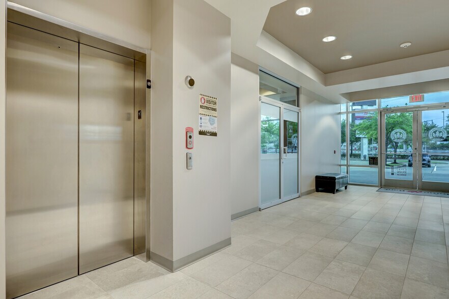 More Photos Of 12941 Gulf Fwy, Houston Office For Lease