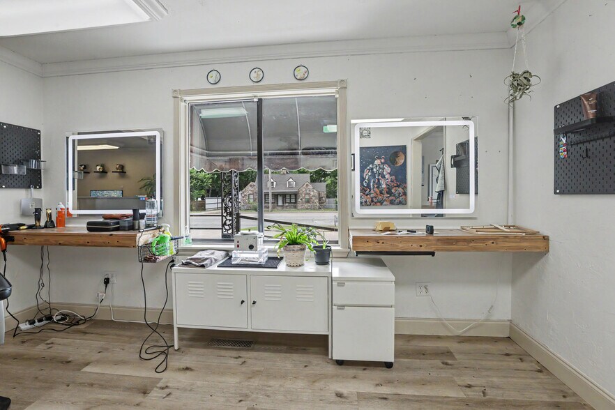 More Photos Of 3701 N Meridian Ave, Oklahoma City Office For Sale