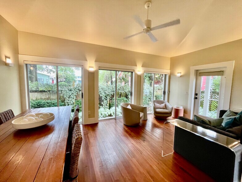 More Photos Of 216 Church St, Pensacola Office Residential For Sale