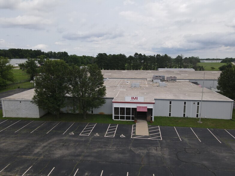 Primary Photo Of 325 Carr Dr, Brookville Warehouse For Sale