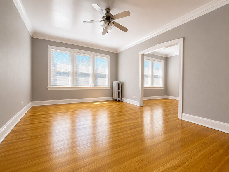 More Photos Of 7205 S. Bennett ave, Chicago Multifamily For Sale