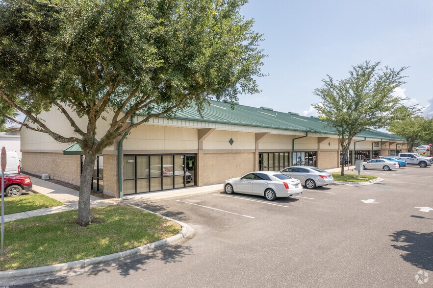 Primary Photo Of 1635 Farm Way, Middleburg Warehouse For Sale