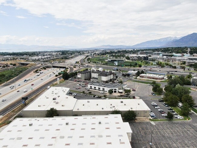 More Photos Of 1278-1296 Sandhill Rd, Orem Office For Sale