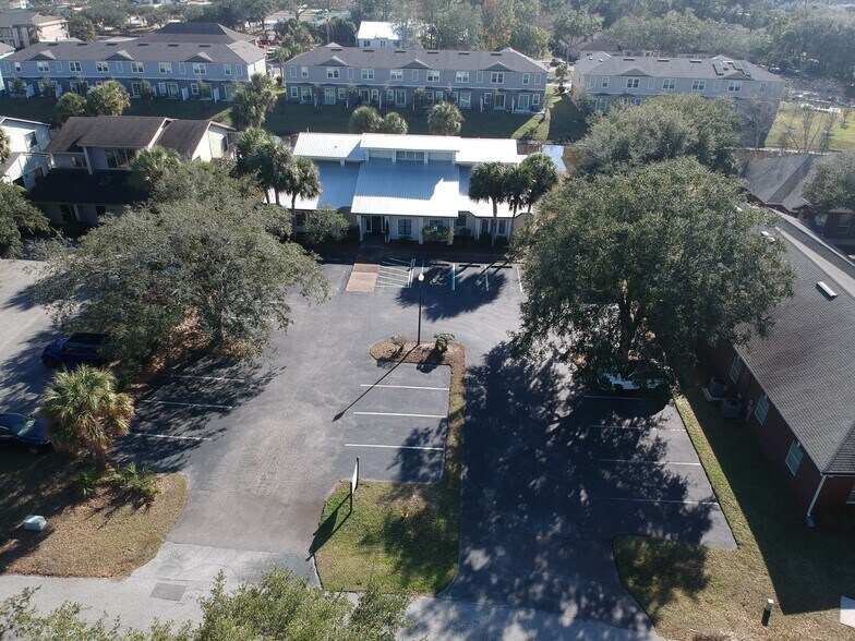 More Photos Of 9066 Cypress Green Dr, Jacksonville Medical For Lease