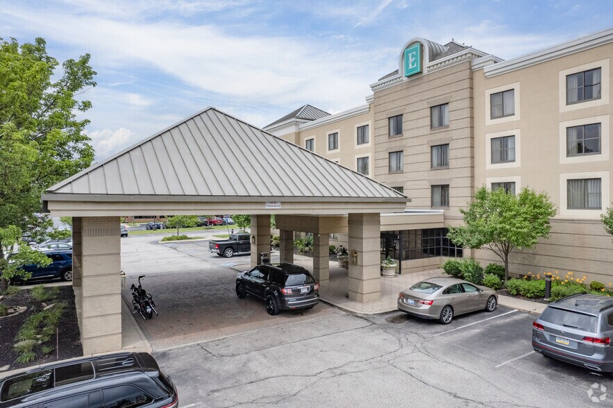 More Photos Of 3775 Park East Dr, Beachwood Hotel For Sale