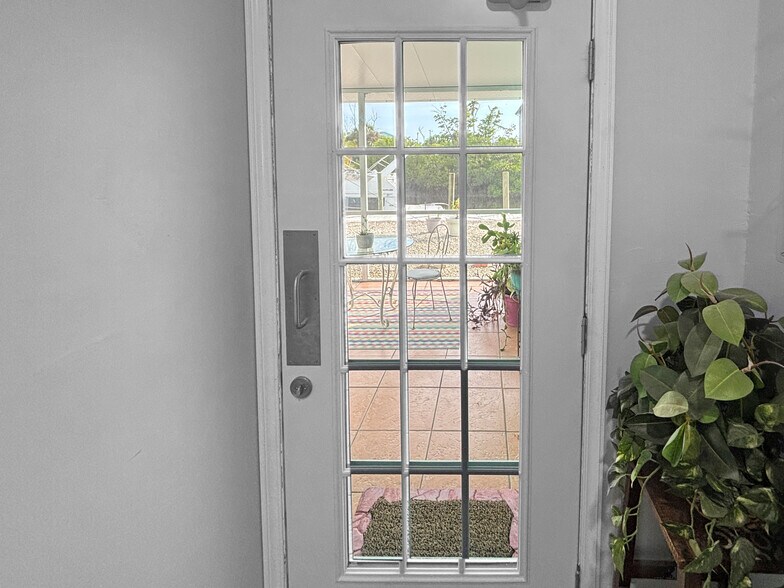 More Photos Of 3366 Stringfellow Rd, Saint James City Office For Sale