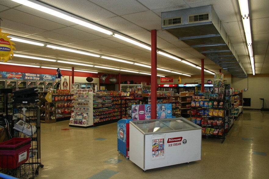 More Photos Of 1 N Clark St, Park City Convenience Store For Sale