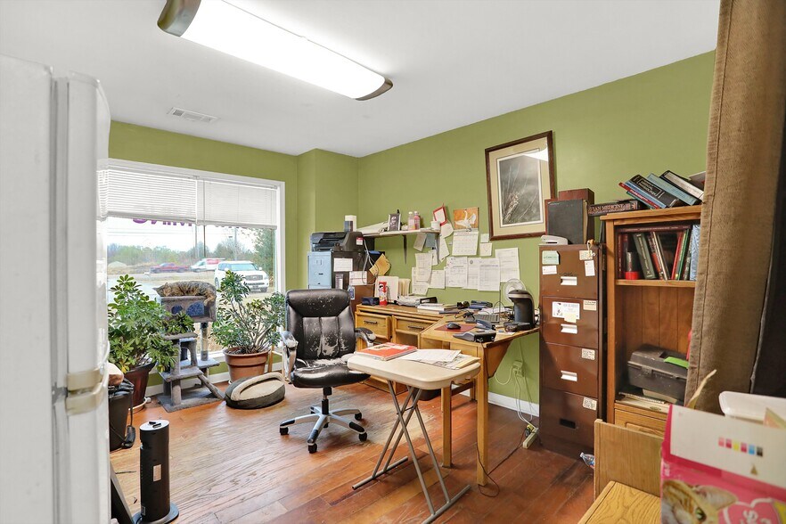 More Photos Of 5165 Getwell Rd, Southaven Office For Sale