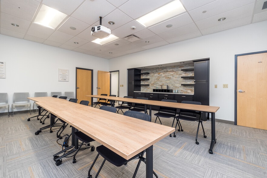 More Photos Of 905 Airport Rd, West Chester Research And Development For Lease