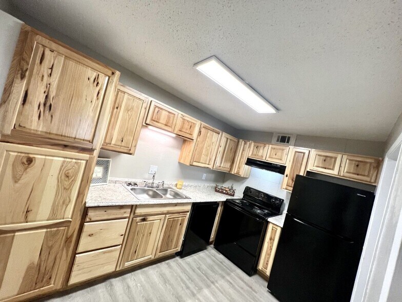 More Photos Of 3605 Gautier Vancleave Rd, Gautier Apartments For Sale