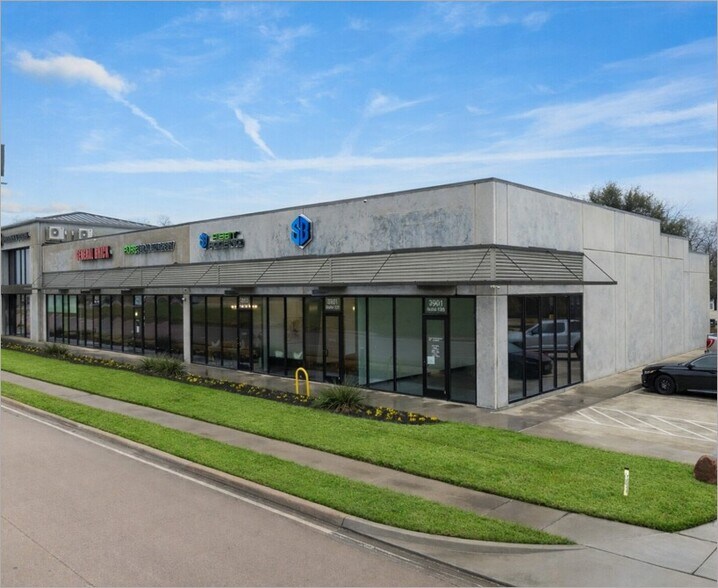 Primary Photo Of 3901 West Fwy, Fort Worth Office For Lease