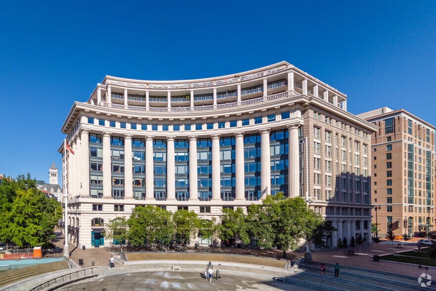 More Photos Of 801 Pennsylvania Ave NW, Washington Office For Lease