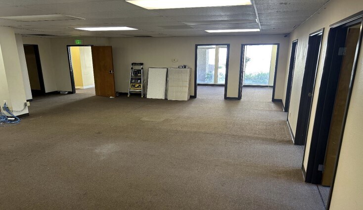 More Photos Of 4322 Eileen St, Simi Valley Medical For Lease