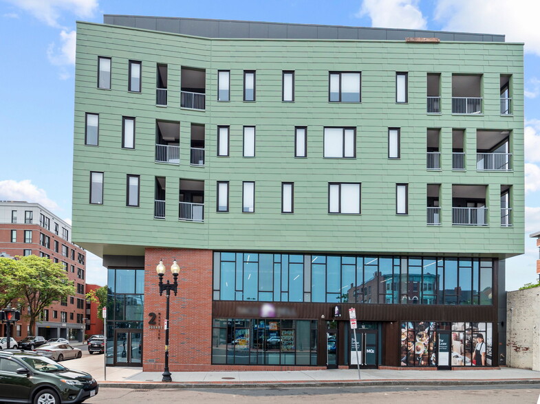 Primary Photo Of 2-10 Maverick Sq, Boston Apartments For Lease