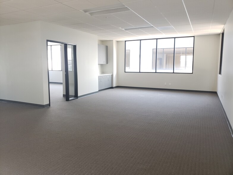 More Photos Of 11625 Clark St, Arcadia Office For Lease