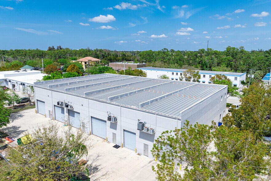 More Photos Of 10951 Harmony Park Dr, Bonita Springs Warehouse For Lease