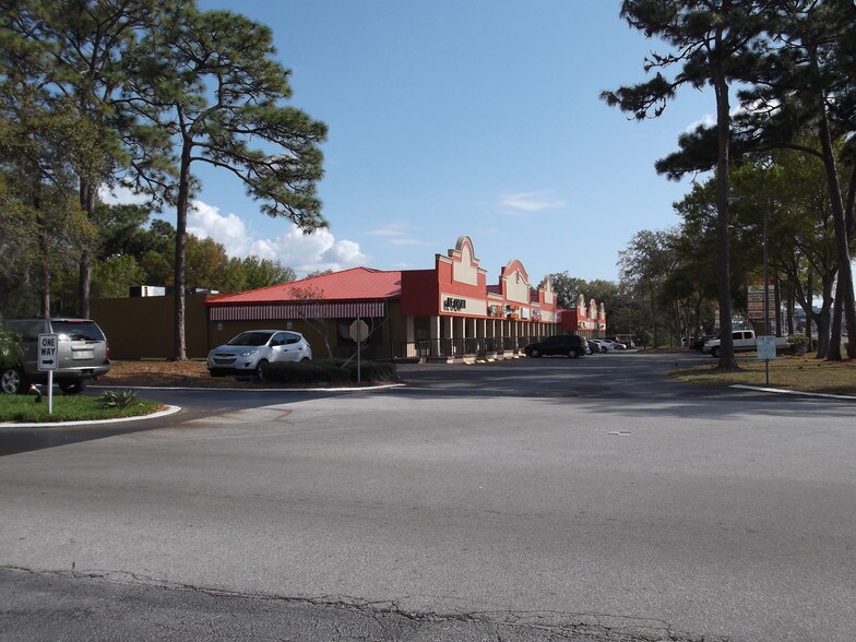 More Photos Of 28801-28929 US Hwy 19, Clearwater Unknown For Lease