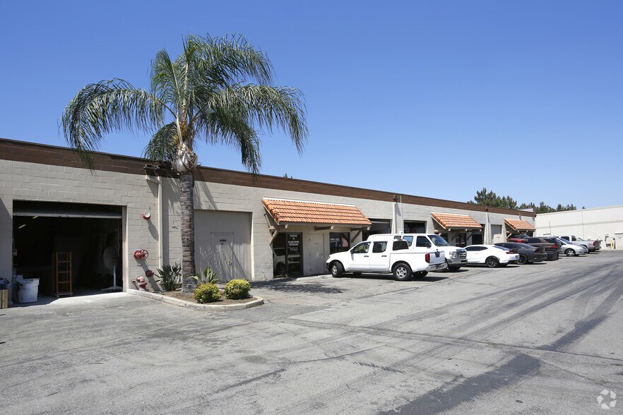 More Photos Of 10050 6th St, Rancho Cucamonga Warehouse For Lease