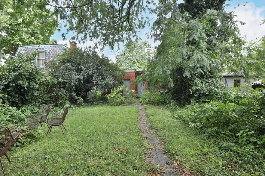 More Photos Of 51 Clark Pl, Columbus Multifamily For Sale