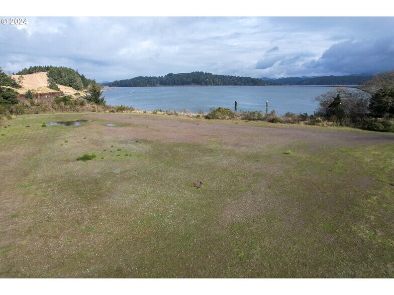 More Photos Of 92851 Trans Pacific Pkwy, North Bend Land For Sale