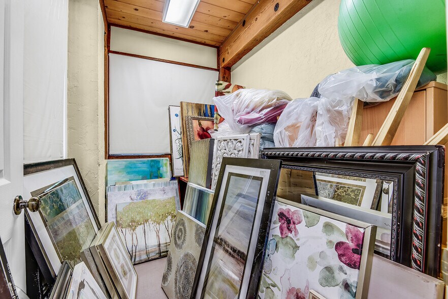 More Photos Of 43213 Mission Blvd, Fremont Office For Sale