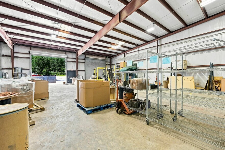 More Photos Of 3156 Buford Hwy, Rest Haven Warehouse For Lease