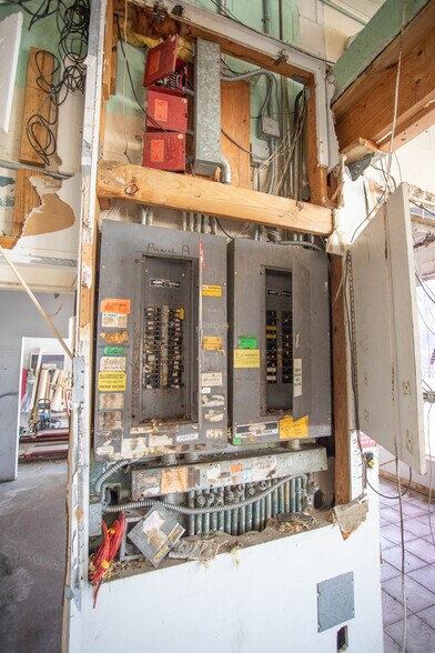 More Photos Of 1125 E Michigan St, Orlando General Retail For Sale
