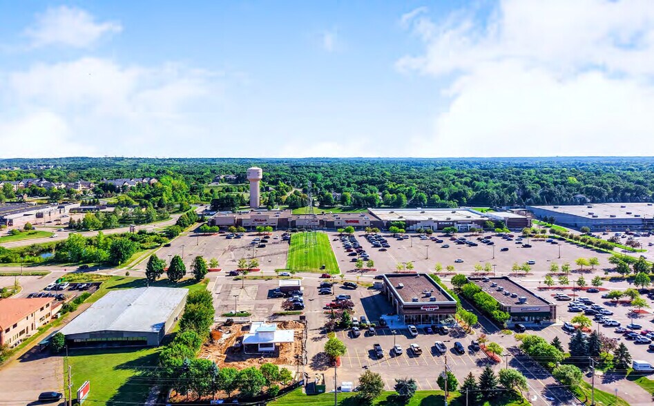 More Photos Of 13375 60th St N, Stillwater General Retail For Sale