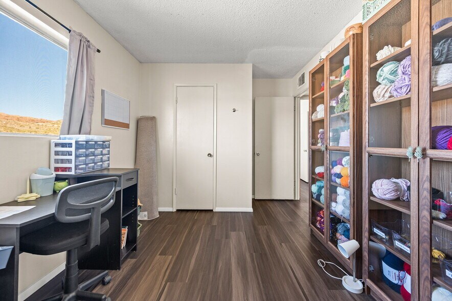 More Photos Of 301 Copper St, Kingman Apartments For Sale