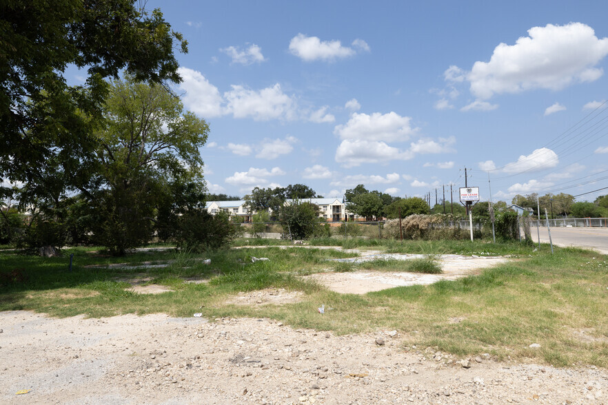 Primary Photo Of 1225 S Brazos St, San Antonio Land For Lease