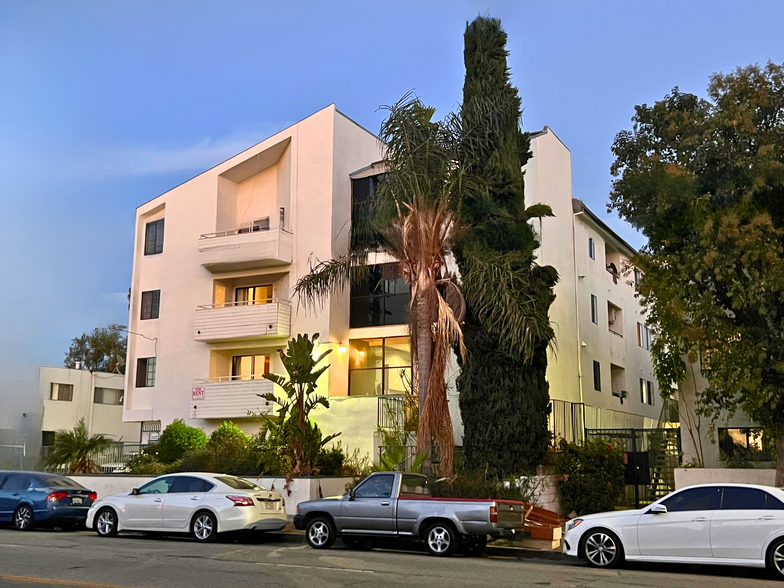 Primary Photo Of 7342 Haskell Ave, Van Nuys Apartments For Sale