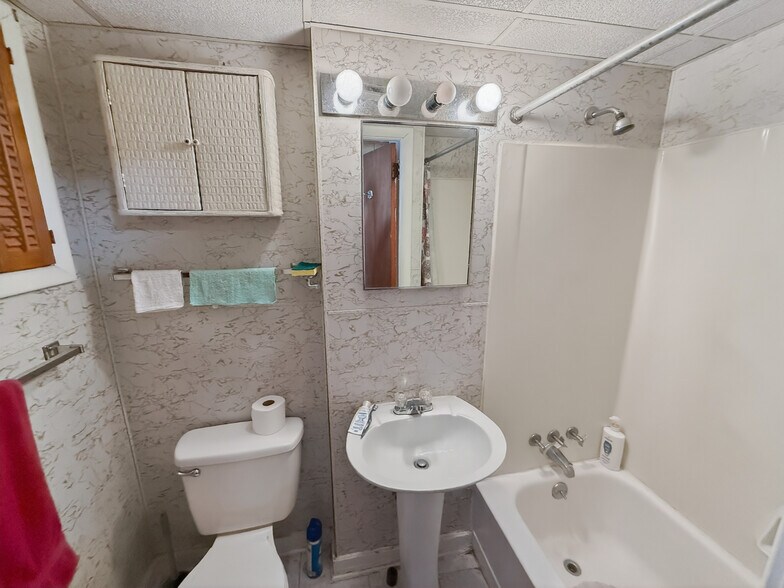 More Photos Of 288 Robinson St, Binghamton Apartments For Sale