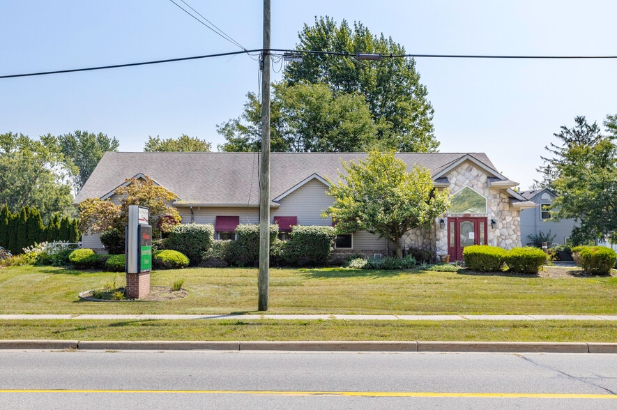 More Photos Of 37235 Goddard Rd, Romulus Office For Sale