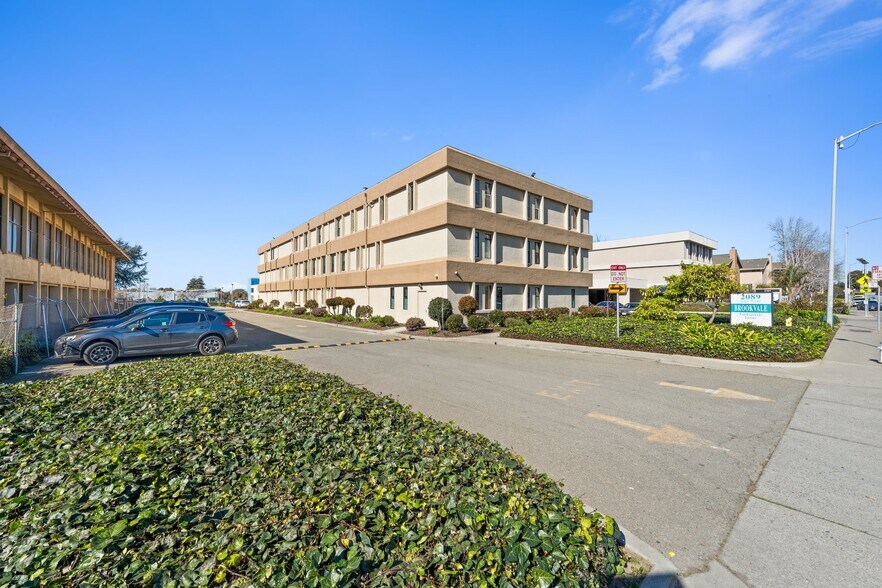 More Photos Of 2089 Vale Rd, San Pablo Office For Sale