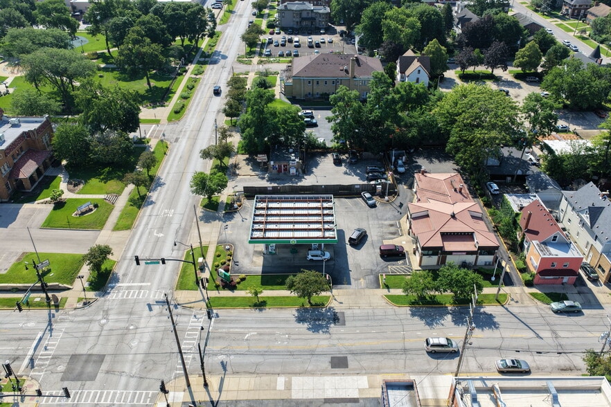 More Photos Of , Aurora General Retail For Sale