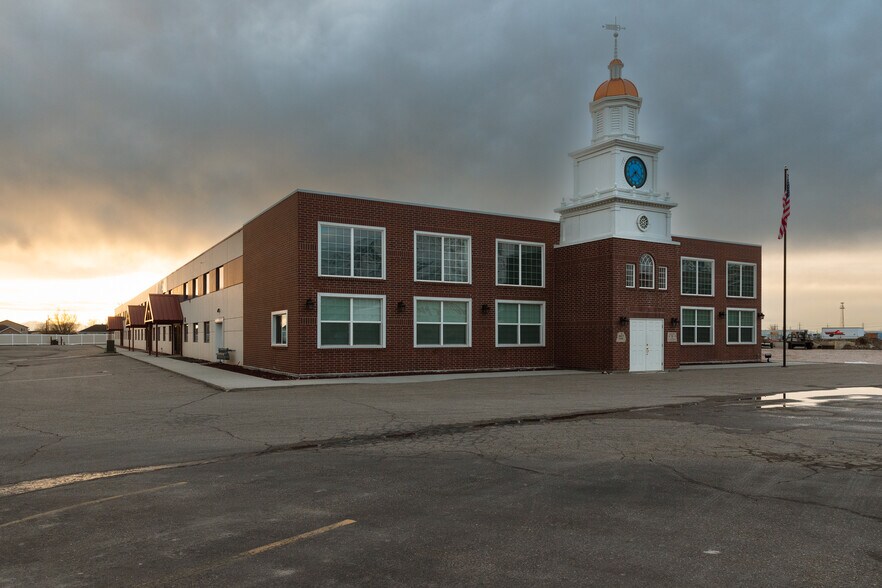 Primary Photo Of 3677 N 2000 W, Ogden Light Manufacturing For Lease