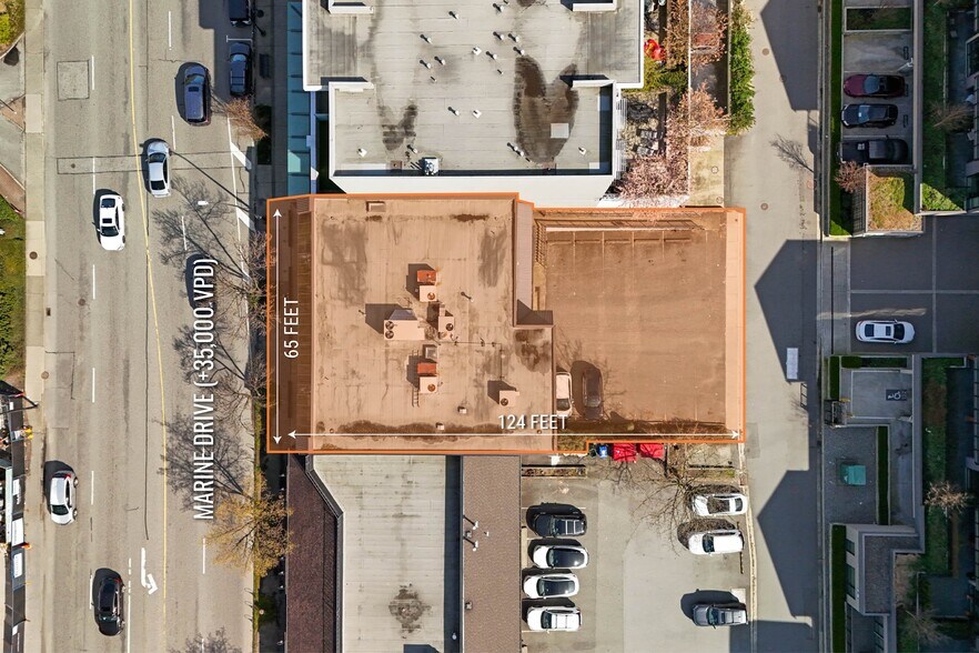 More Photos Of 1075 Marine Dr, North Vancouver Storefront Retail Office For Sale