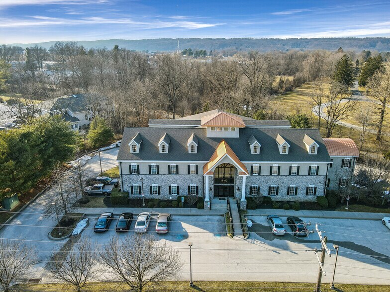 More Photos Of 110 N Phoenixville Pike, Malvern Office For Lease