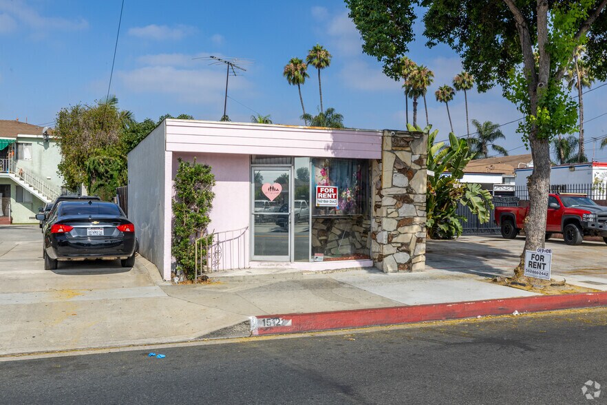 More Photos Of , Bellflower Unknown For Sale