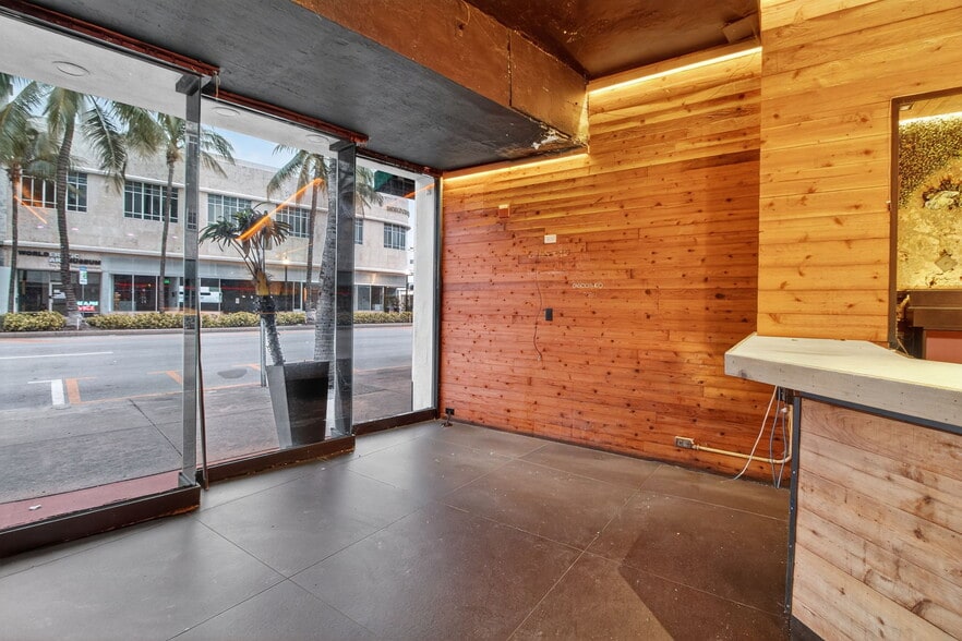 More Photos Of 1220-1220 Washington Ave, Miami Beach Restaurant For Lease