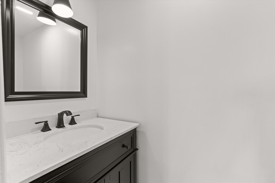 More Photos Of 6161 Lincoln Ave, Buena Park Unknown For Lease